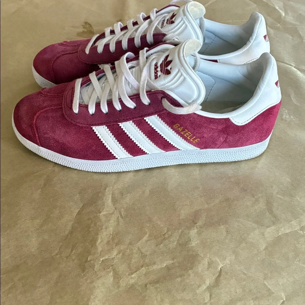 adidas classic timeless